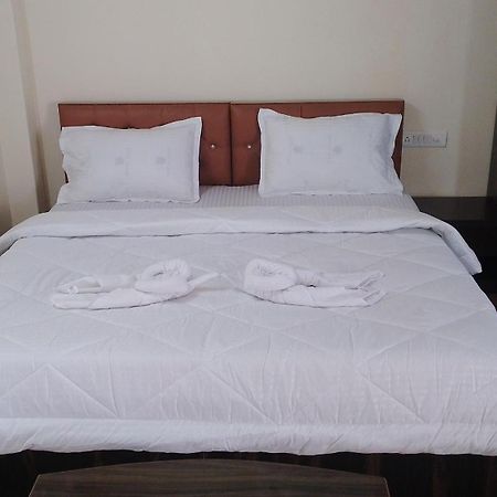 Whistling Wind Resorts By Stayapart ลาตากูรี ภายนอก รูปภาพ