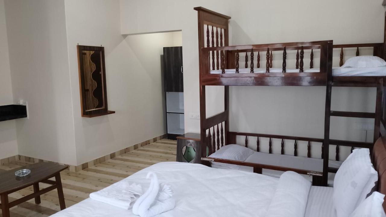 Whistling Wind Resorts By Stayapart ลาตากูรี ภายนอก รูปภาพ