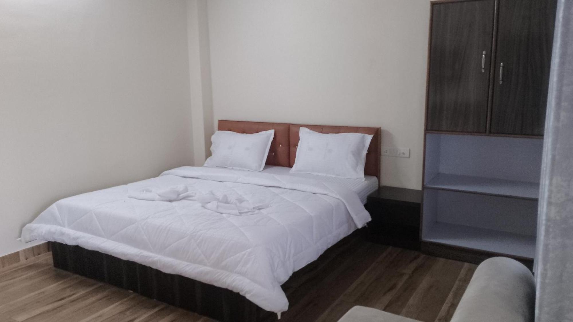 Whistling Wind Resorts By Stayapart ลาตากูรี ภายนอก รูปภาพ